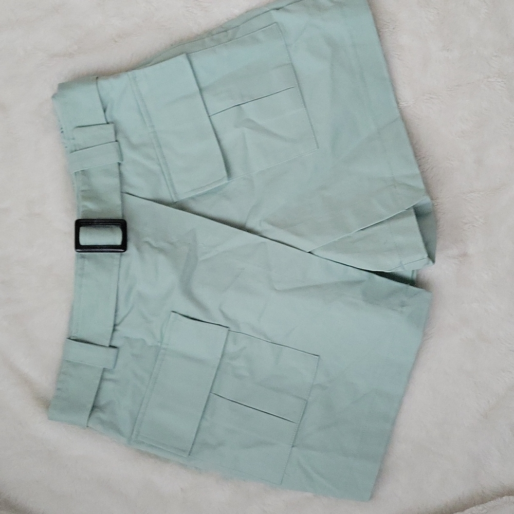 Zara short M